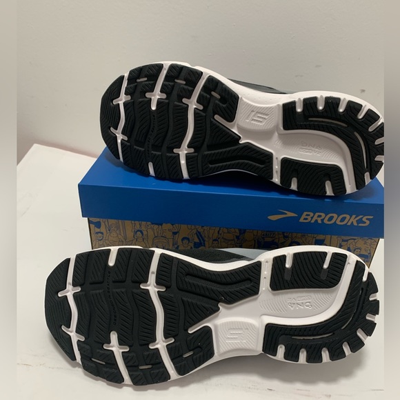 NEW MENS BROOKS Ghost 15 road-running shoes Multiple Sizes - Picture 11 of 15